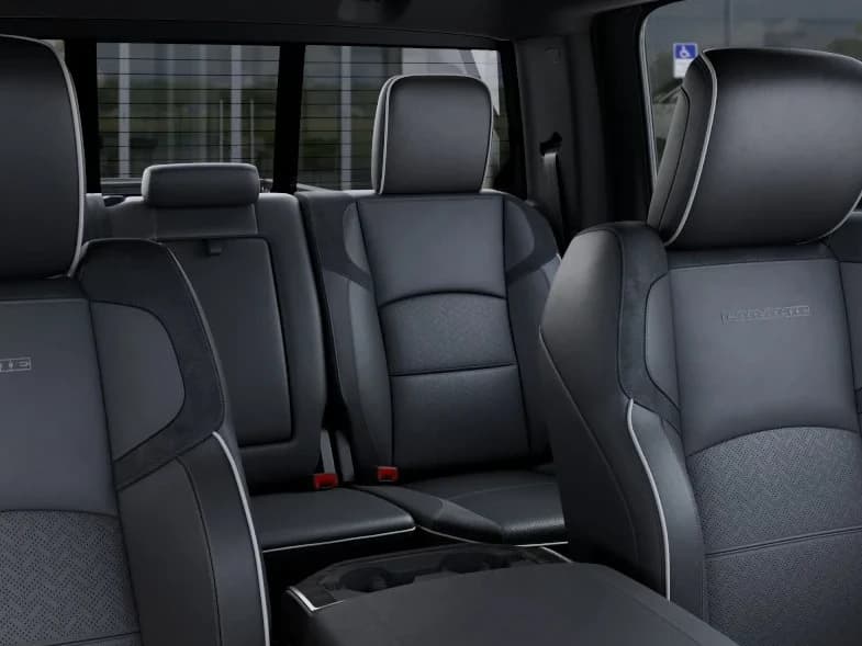 Ram 2500 Laramie 4x4 Crew Cab 6'4" Box 2027 — side view
