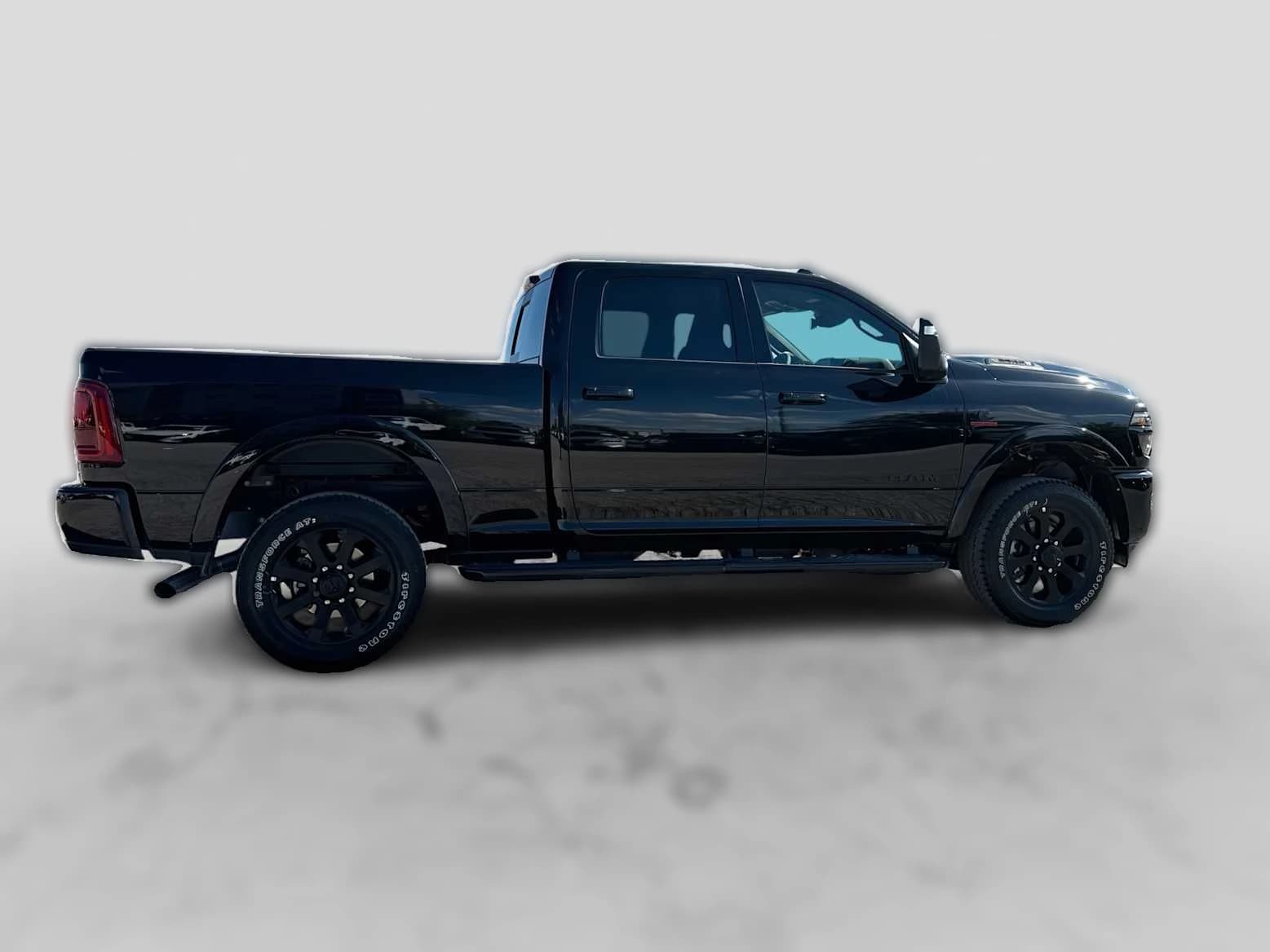 Ram 2500 Laramie 4x4 Crew Cab 6'4" Box 2027 — side view
