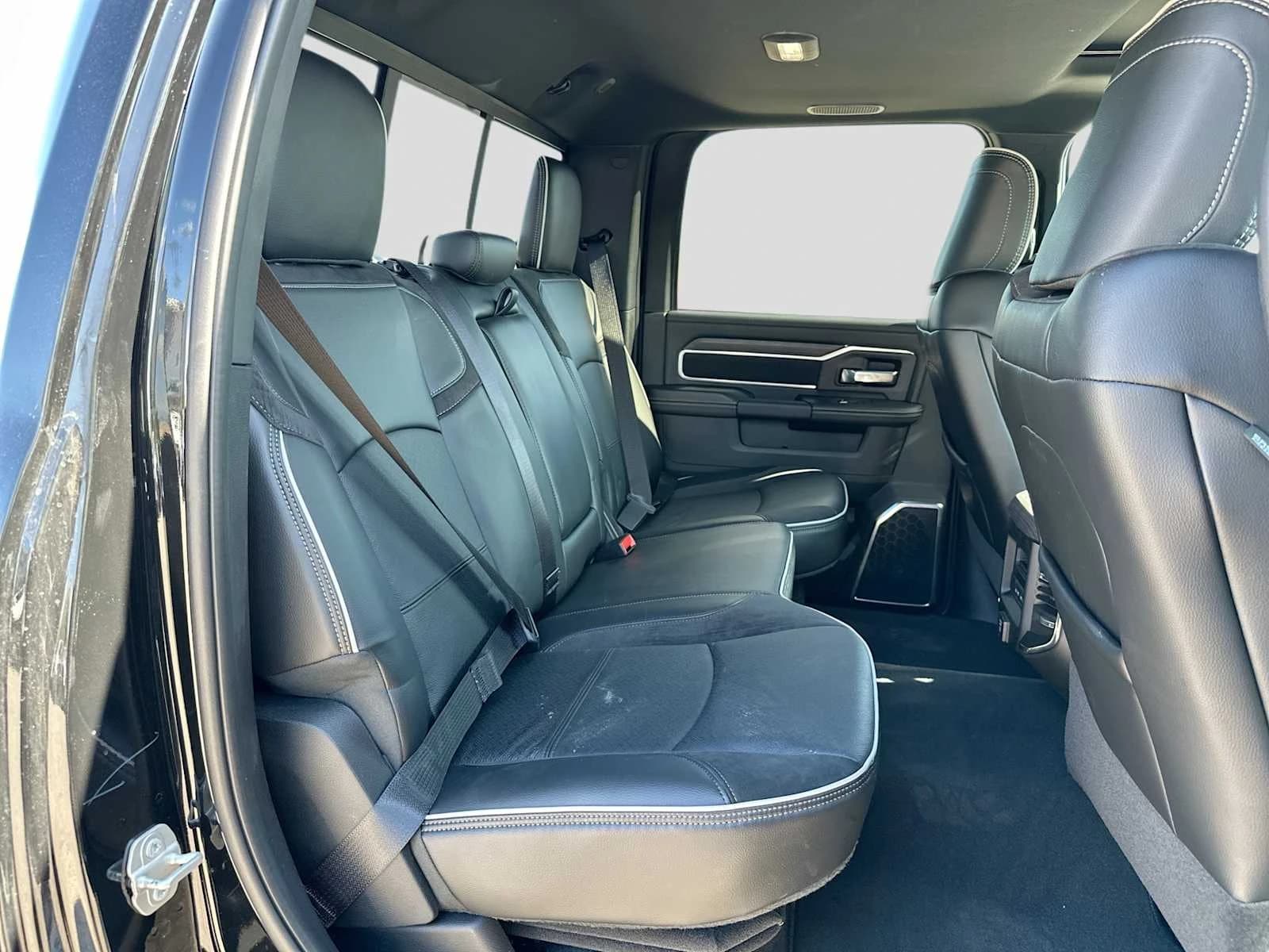 Ram 2500 Laramie 4x4 Crew Cab 6'4" Box 2027 — side view