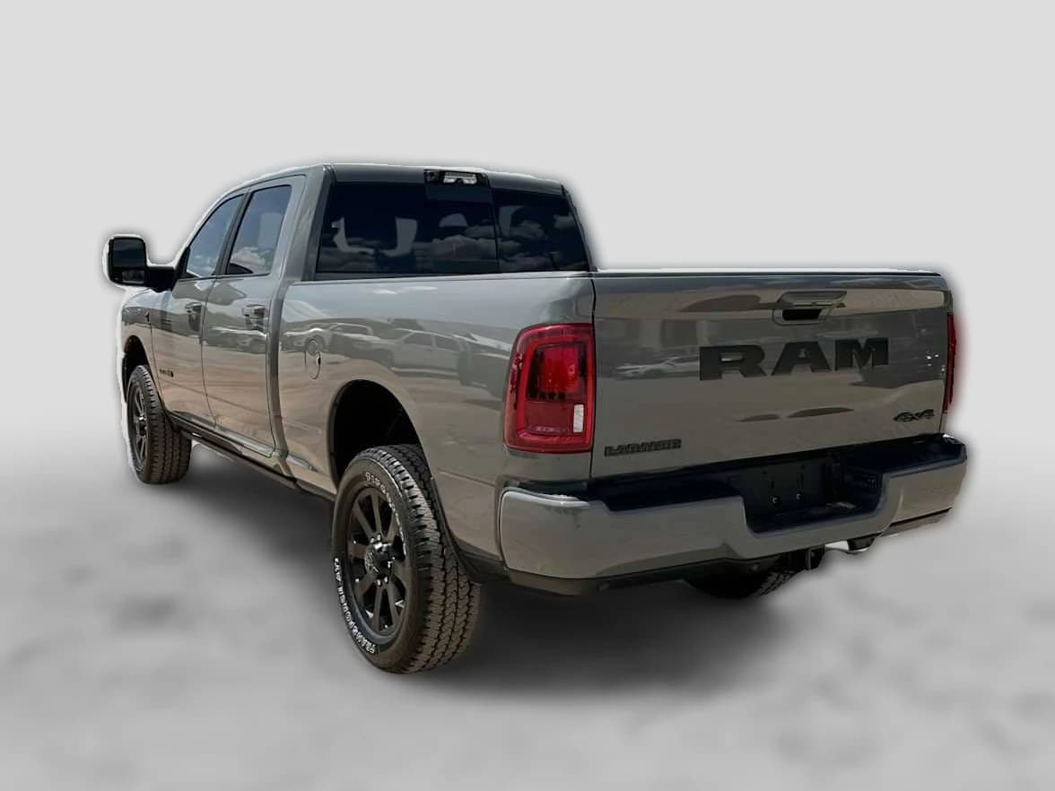 Ram 2500 Laramie 4x4 Crew Cab 6'4" Box 2027 — side view
