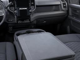 Ram 2500 Tradesman 4x4 Crew Cab 8' Box 2026 — side view