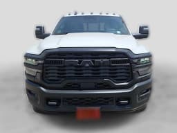 Ram 2500 Tradesman 4x4 Crew Cab 8' Box 2026 — side view
