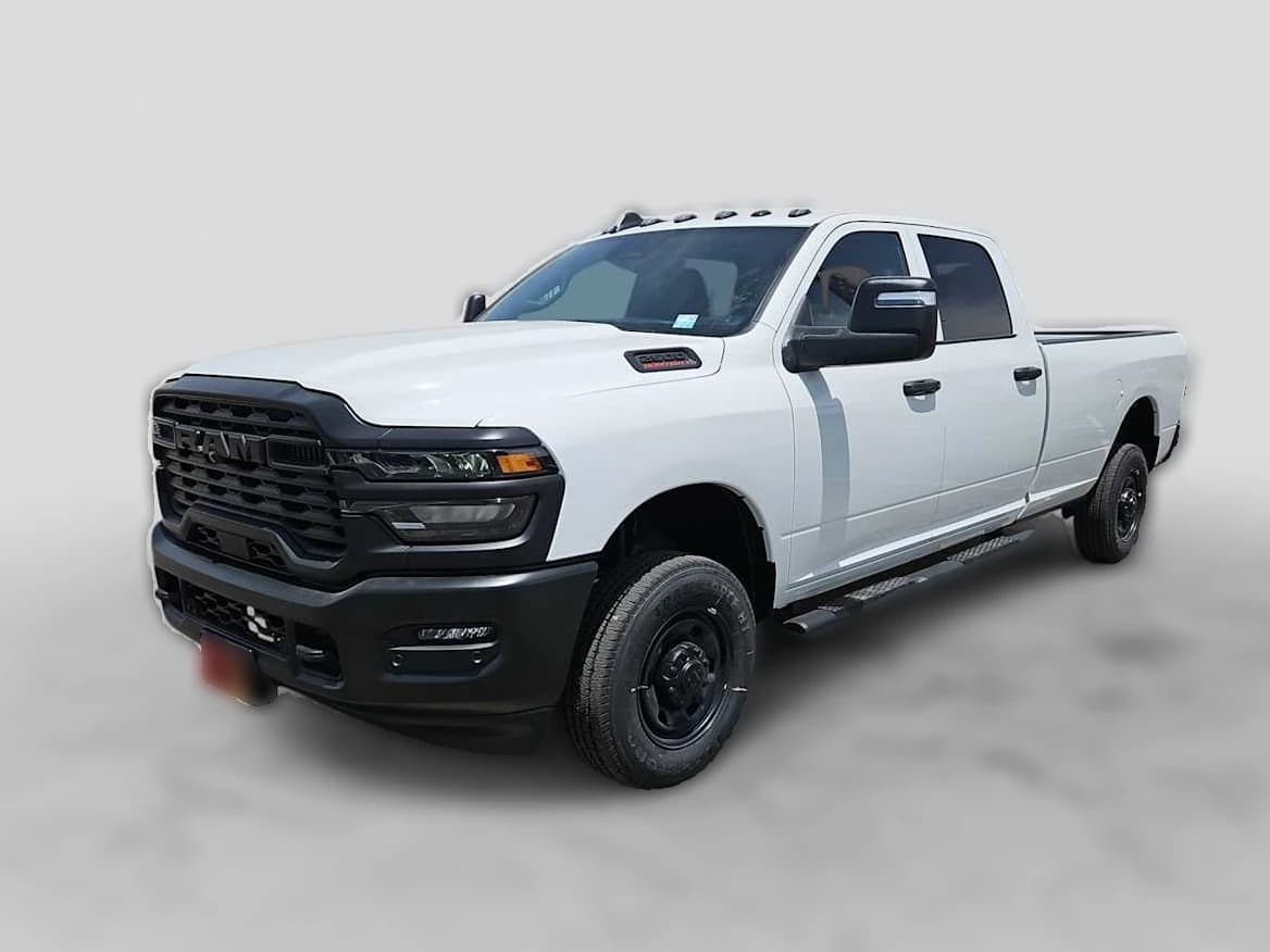 Ram 2500 Tradesman 4x4 Crew Cab 8' Box 2026 — side view
