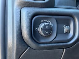 Ram 2500 Tradesman 4x4 Crew Cab 8' Box 2027 — side view