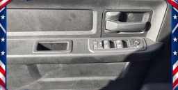 Ram 2500 Tradesman 4x4 Crew Cab 8' Box 2026 — side view