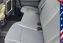 Ram 2500 Tradesman 4x4 Crew Cab 8' Box 2026 — side view