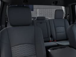 Ram 2500 Big Horn 4x4 Crew Cab 8' Box 2026 — side view