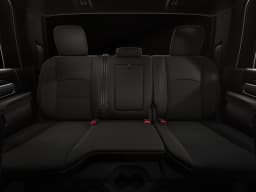 Ram 2500 Big Horn 4x4 Crew Cab 8' Box 2026 — side view