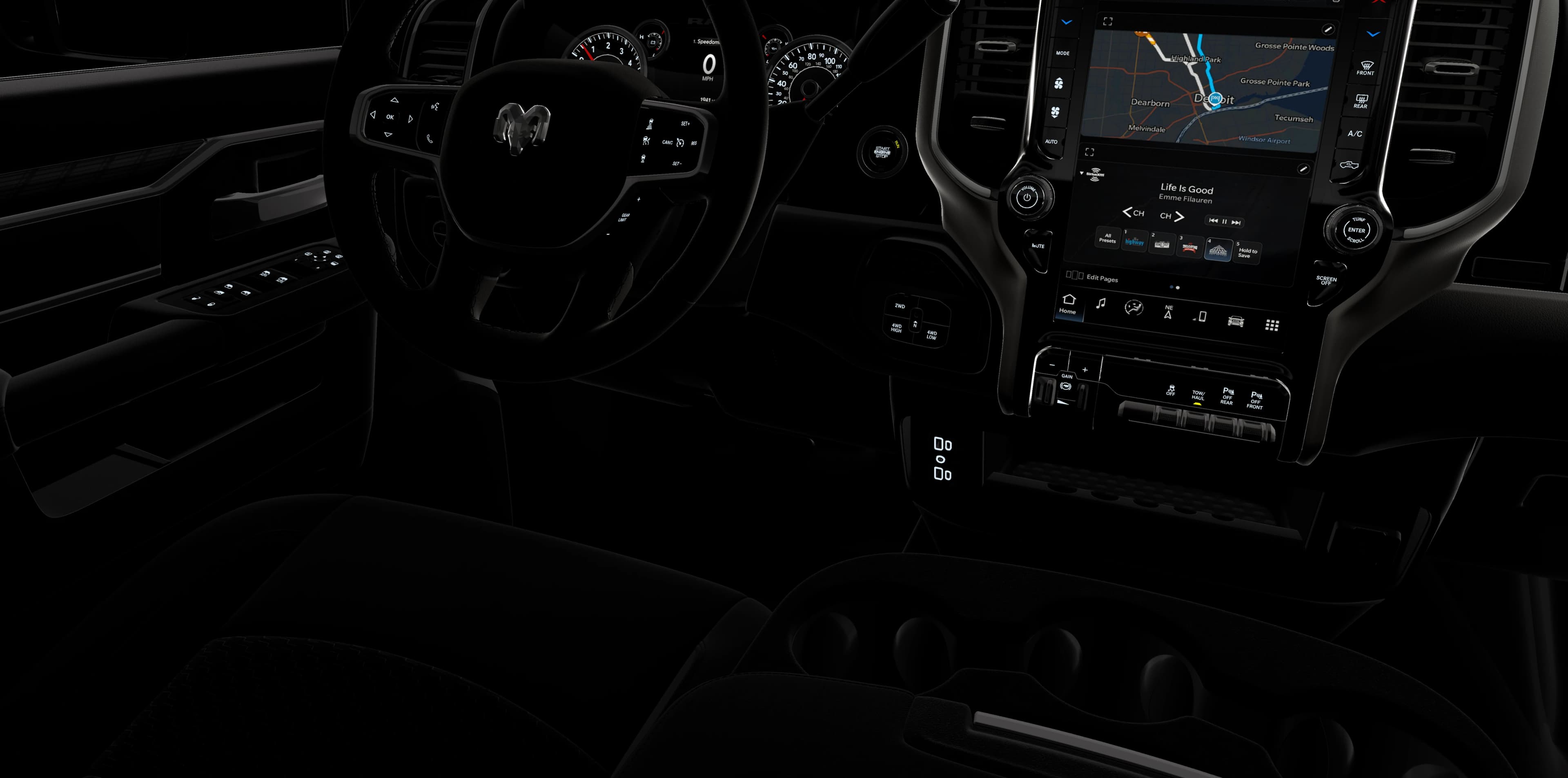 Ram 2500 Big Horn 4x4 Crew Cab 8' Box 2026 — side view