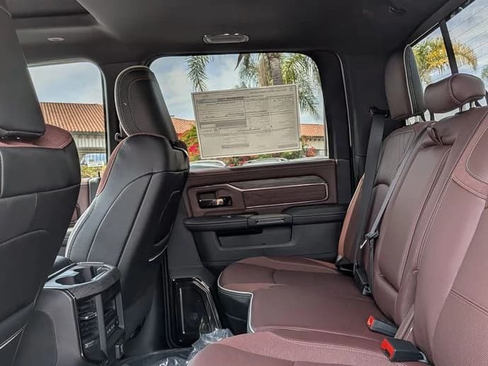 Ram 2500 Limited 4x4 Crew Cab 6'4" Box 2026 — side view