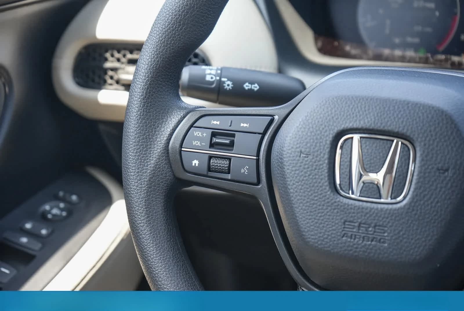 Honda HR-V LX 2WD CVT 2027 — side view