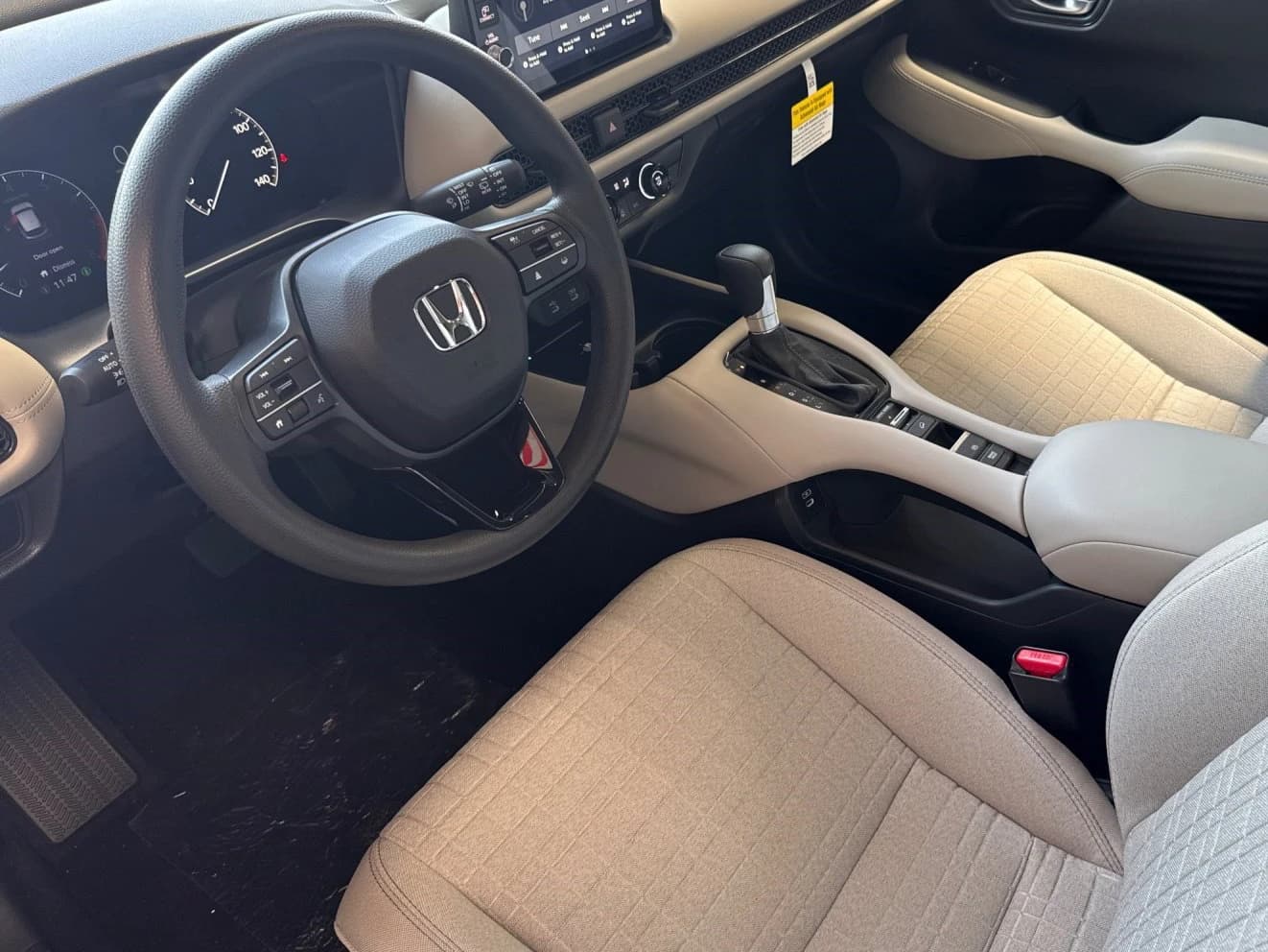 Honda HR-V LX 2WD CVT 2027 — side view