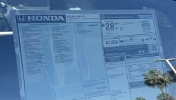 Honda HR-V LX 2WD CVT 2027 — side view
