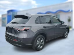 Honda HR-V LX 2WD CVT 2027 — side view