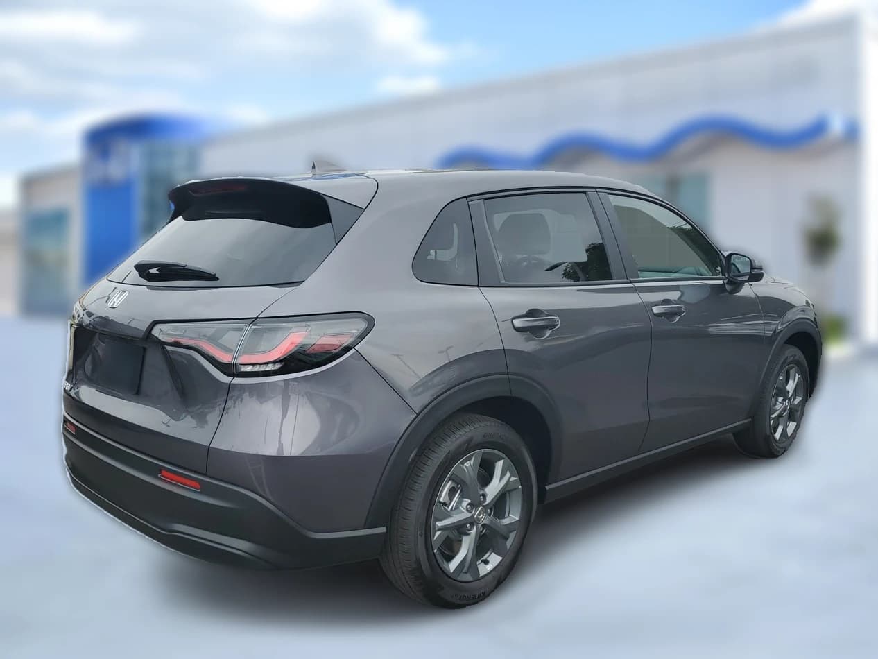 Honda HR-V LX 2WD CVT 2027 — side view