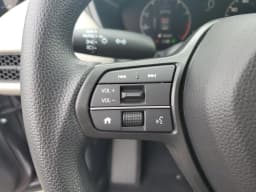Honda HR-V LX 2WD CVT 2027 — side view