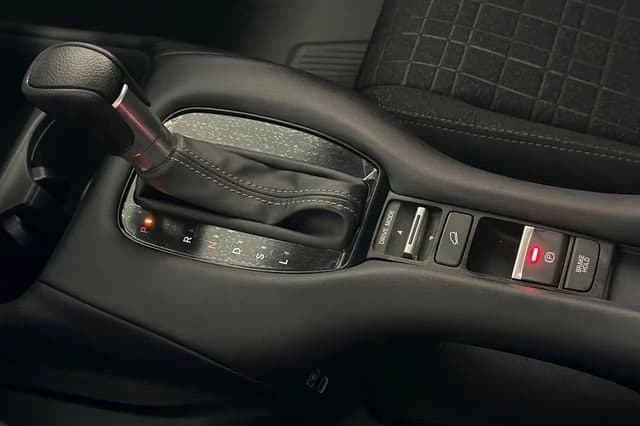 Honda HR-V LX 2WD CVT 2027 — side view