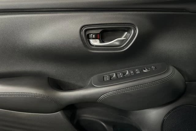 Honda HR-V LX 2WD CVT 2026 — side view