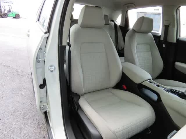 Honda HR-V LX AWD CVT 2027 — side view