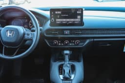 Honda HR-V LX AWD CVT 2027 — side view