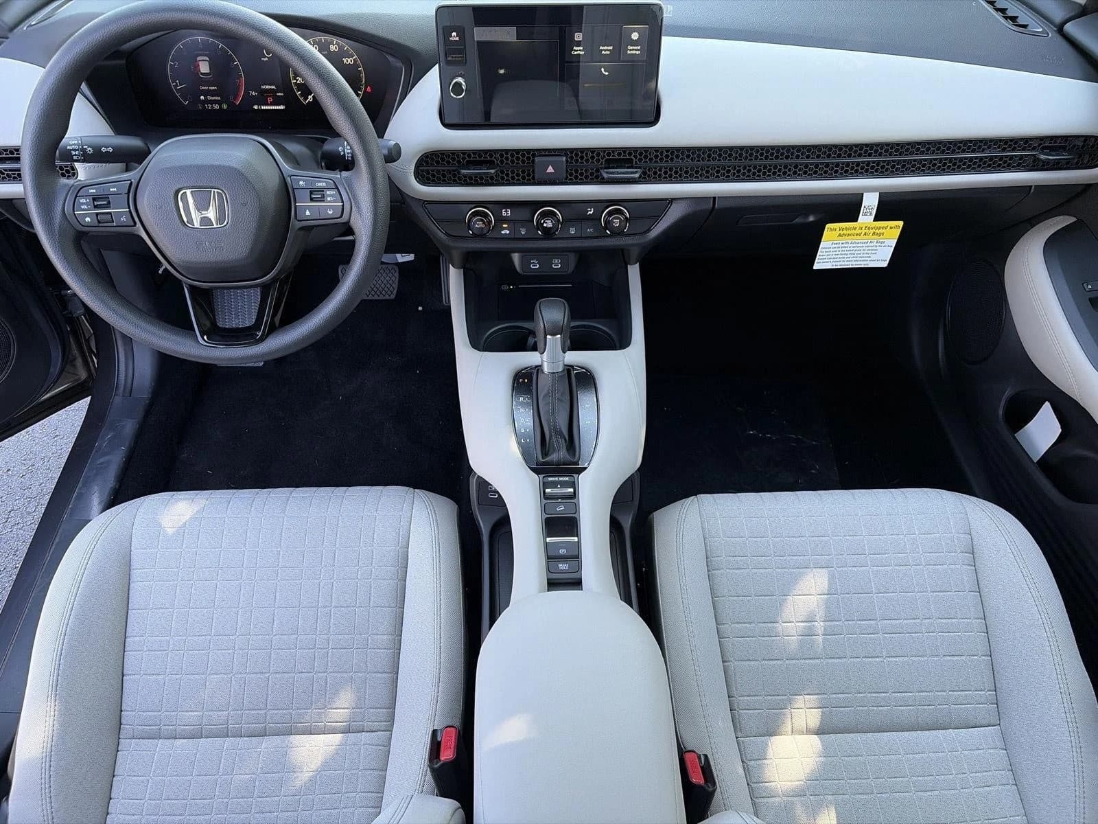 Honda HR-V LX AWD CVT 2027 — side view