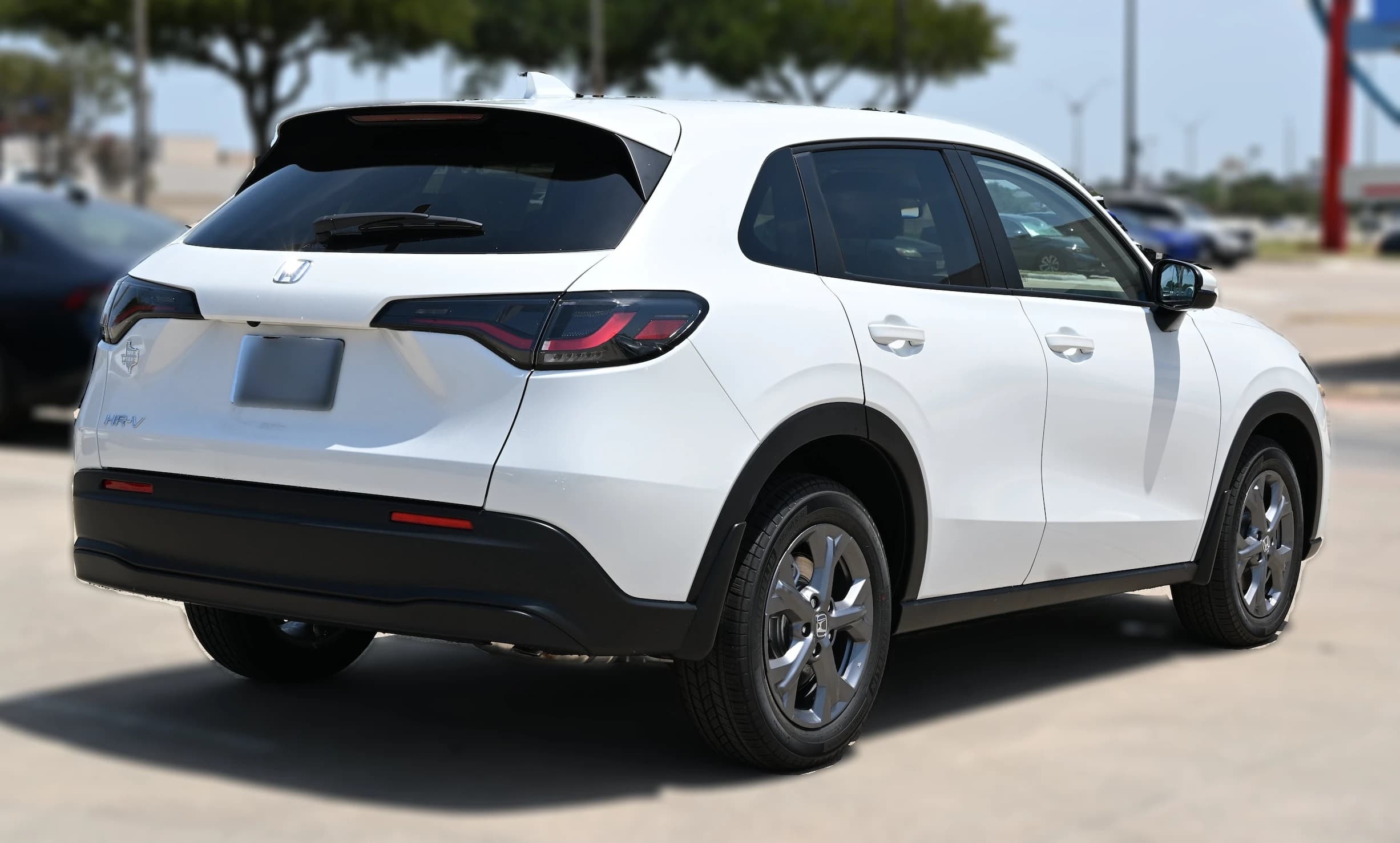 Honda HR-V LX AWD CVT 2027 — side view