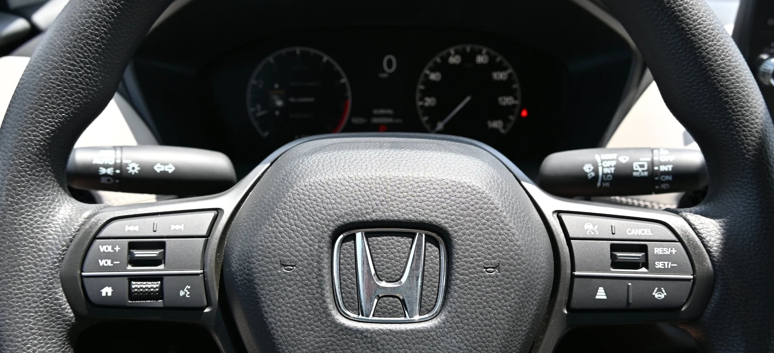 Honda HR-V LX AWD CVT 2027 — side view