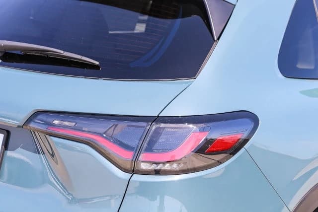 Honda HR-V LX AWD CVT 2027 — side view