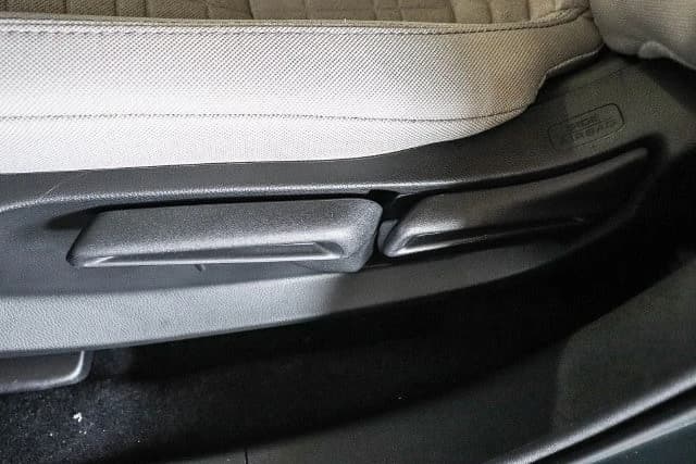 Honda HR-V LX AWD CVT 2027 — side view