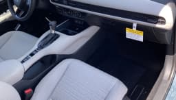 Honda HR-V LX AWD CVT 2026 — side view