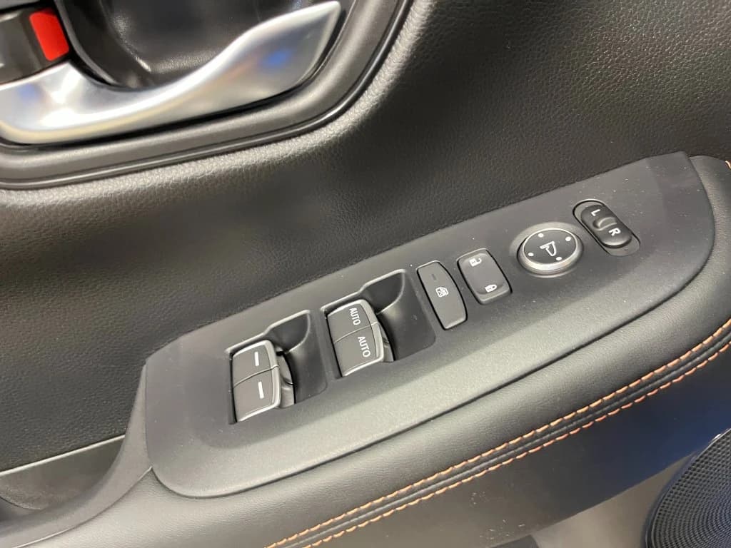 Honda HR-V Sport AWD CVT 2027 — side view