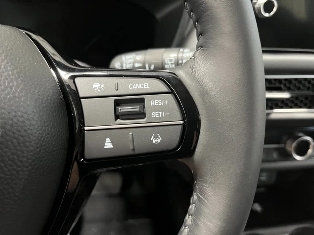 Honda HR-V EX-L AWD CVT 2027 — side view