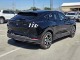 Ford Mustang Mach-E Select RWD 2026 — side view