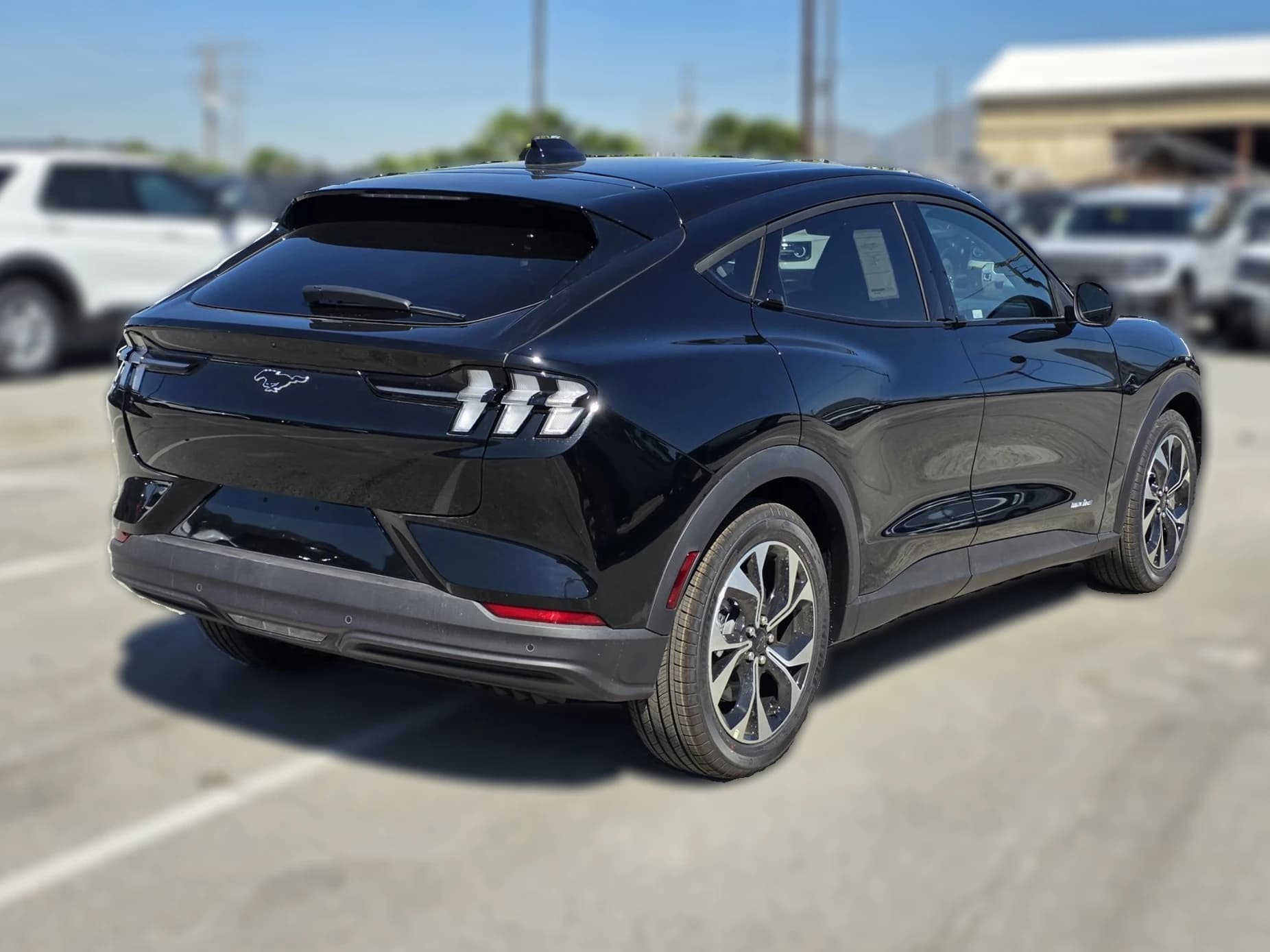 Ford Mustang Mach-E Select RWD 2026 — side view