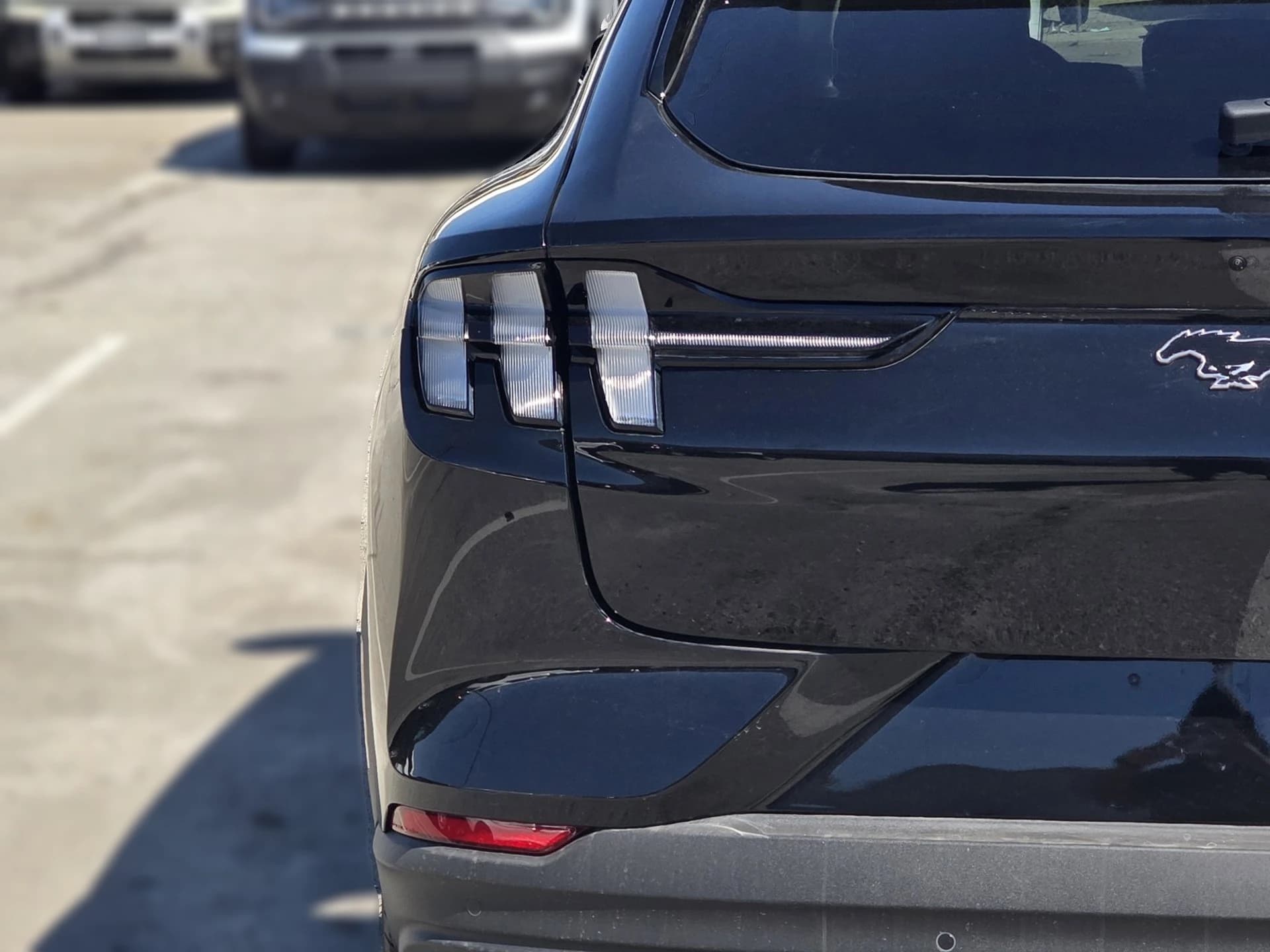 Ford Mustang Mach-E Select RWD 2026 — side view