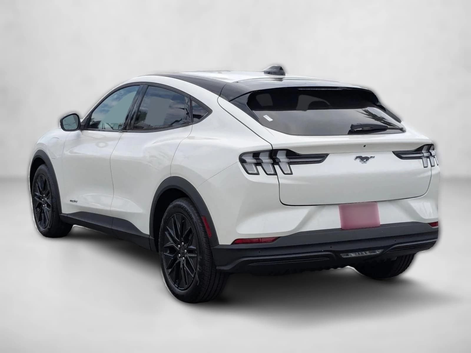 Ford Mustang Mach-E Select RWD 2026 — side view