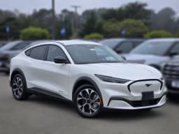 Ford Mustang Mach-E Select RWD 2026 — side view