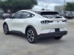 Ford Mustang Mach-E Select RWD 2026 — side view