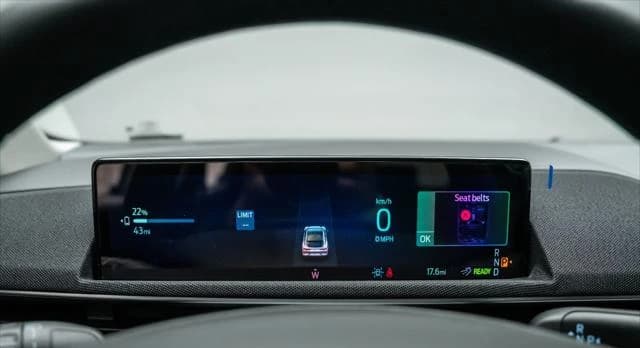 Ford Mustang Mach-E Select RWD 2026 — side view