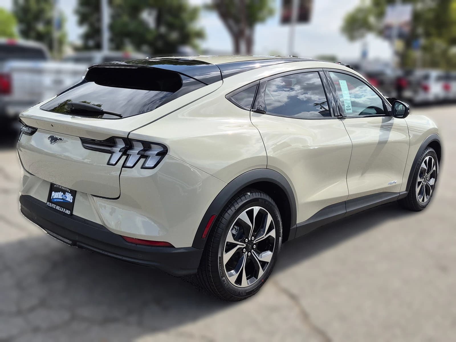Ford Mustang Mach-E Select RWD 2026 — side view