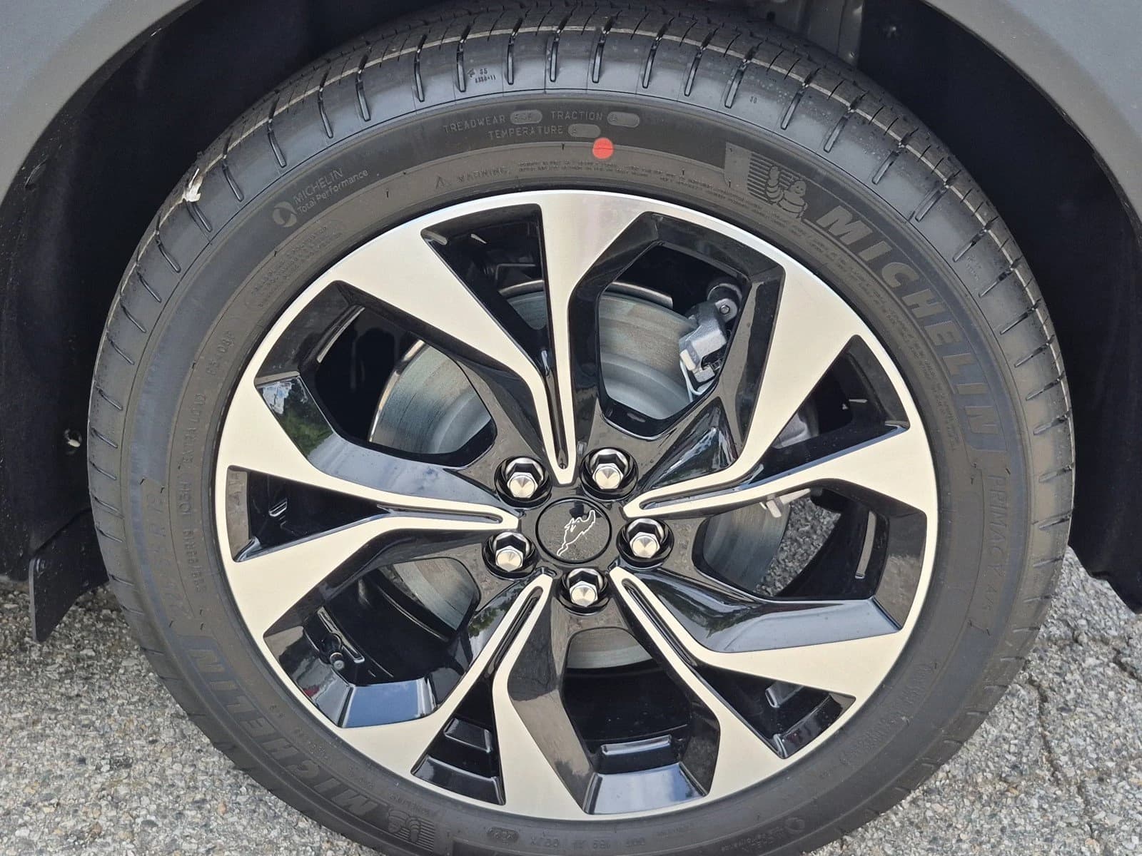 Ford Mustang Mach-E Select RWD 2026 — side view