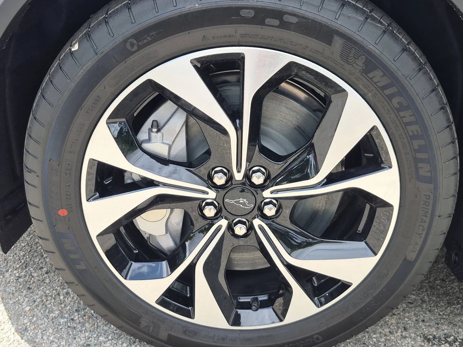 Ford Mustang Mach-E Select RWD 2026 — side view
