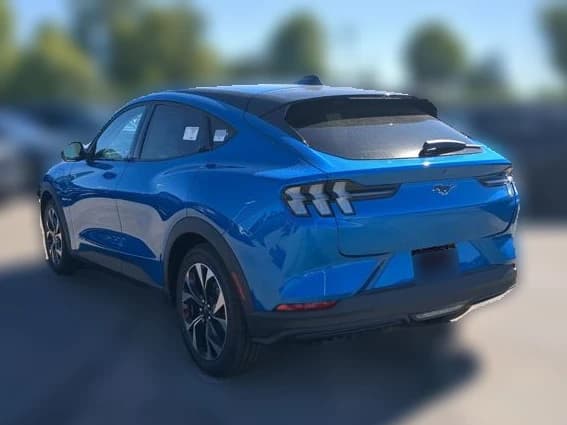 Ford Mustang Mach-E Select RWD 2026 — side view