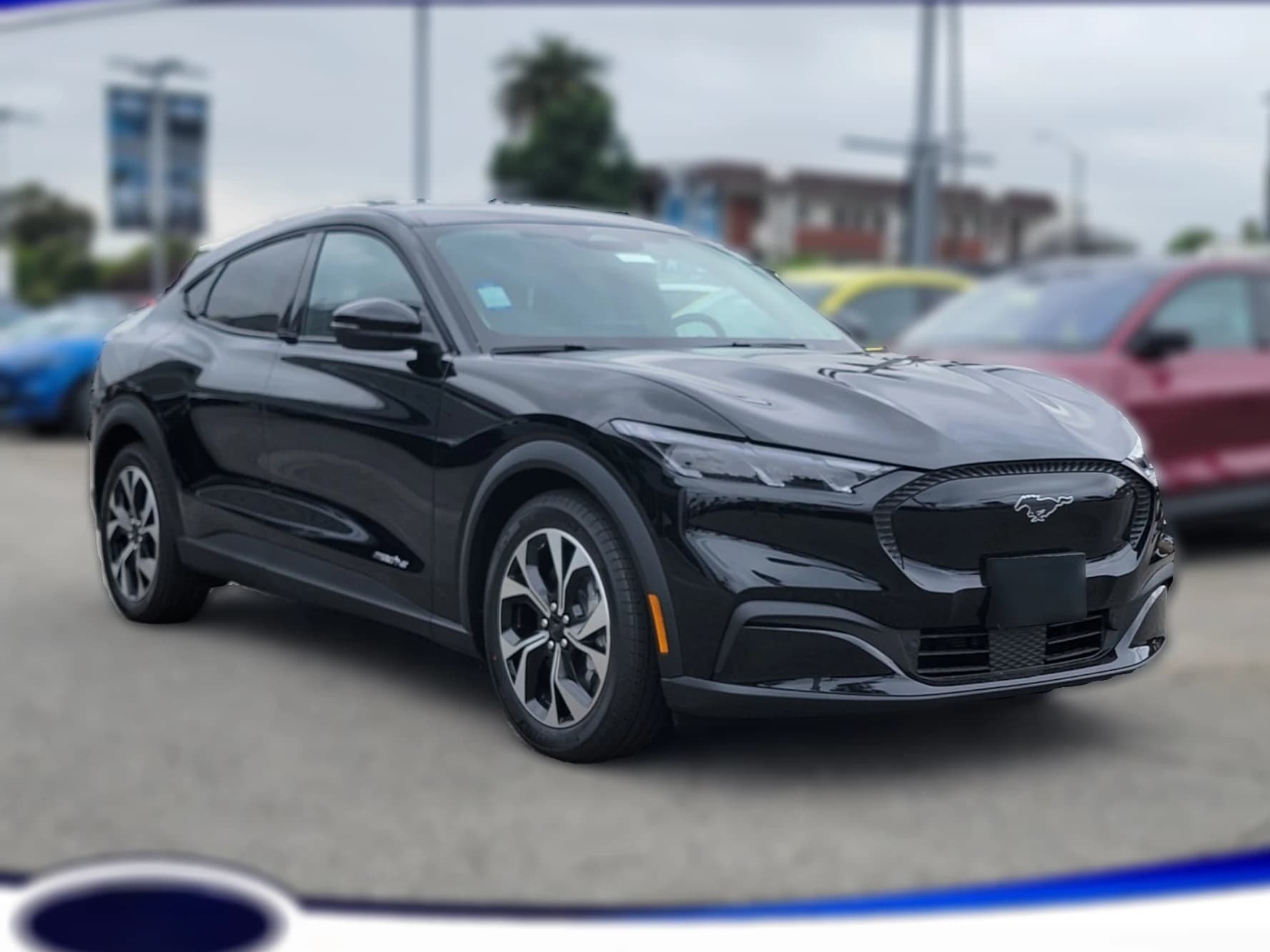 Ford Mustang Mach-E Select RWD 2026 — side view