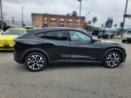 Ford Mustang Mach-E Select RWD 2026 — side view