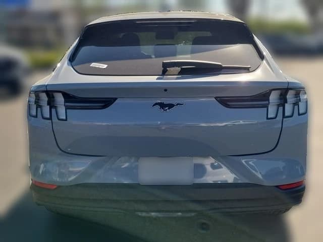 Ford Mustang Mach-E Select RWD 2026 — side view
