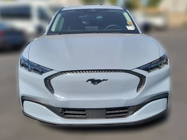 Ford Mustang Mach-E Select RWD 2026 — side view