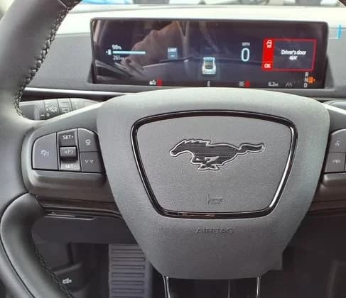Ford Mustang Mach-E Select RWD 2026 — side view