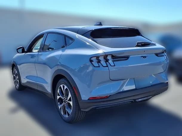 Ford Mustang Mach-E Select RWD 2026 — side view
