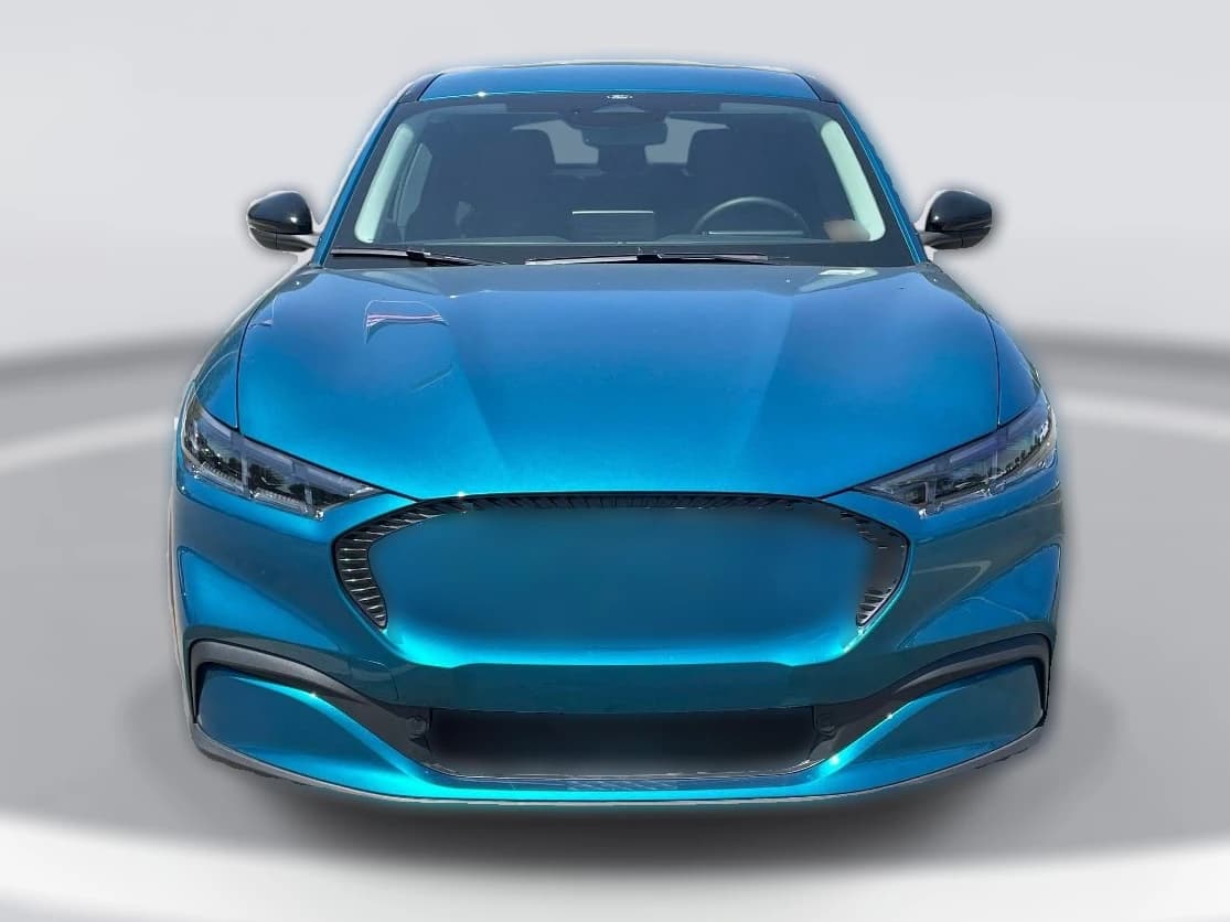 Ford Mustang Mach-E Select RWD 2026 — side view